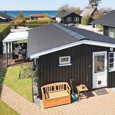 4 Person In Hébergement de vacances *